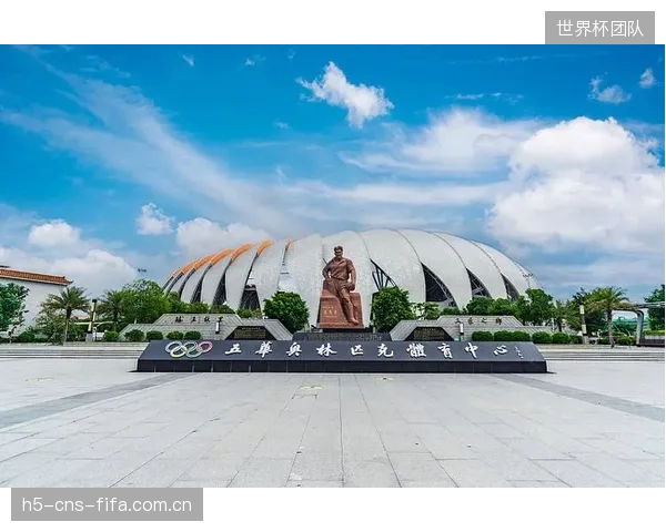 广东五华县体育产业基地采用华为方案,以微模块支撑票务系统弹性扩容,规避重大赛事期间的宕机风险 广东五华县体育产业基地采用华为方案,以微模块支撑票务系统弹性扩容,规避重大赛事期间的宕机风险